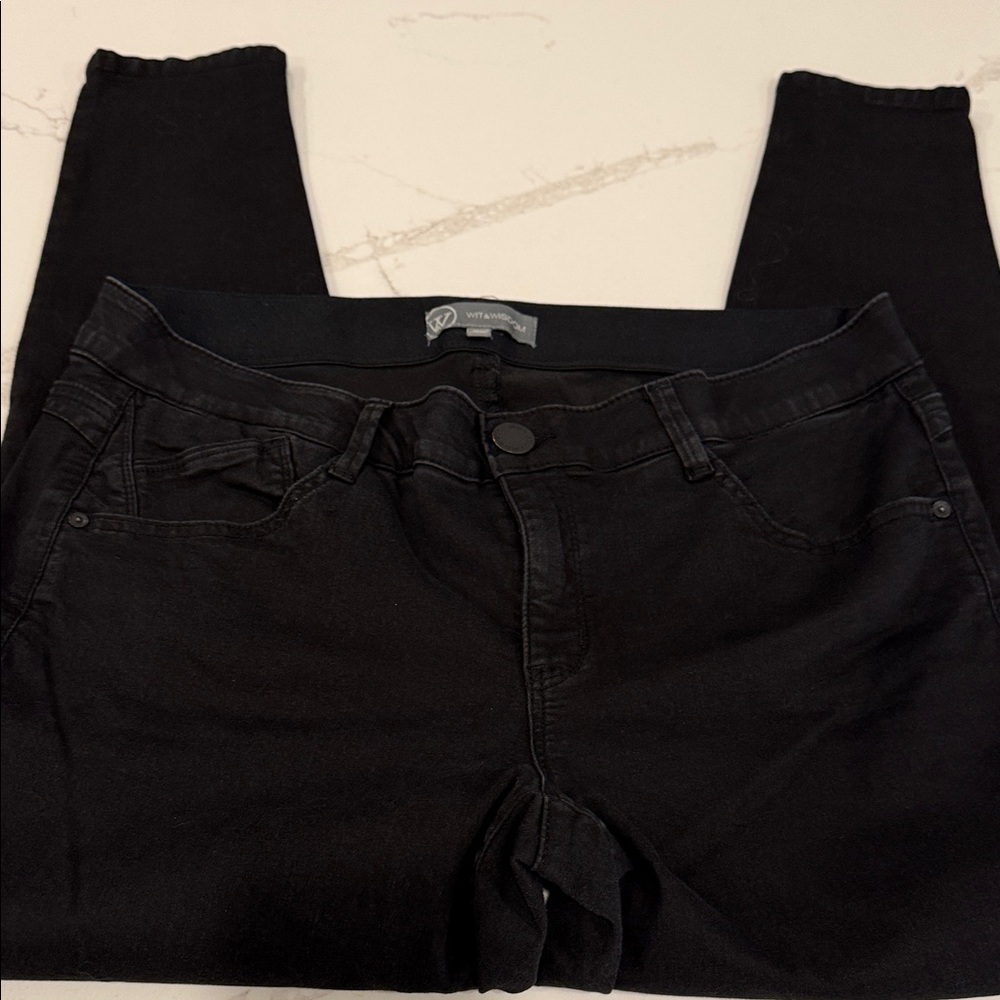 Wit & Wisdom Black Jeggings